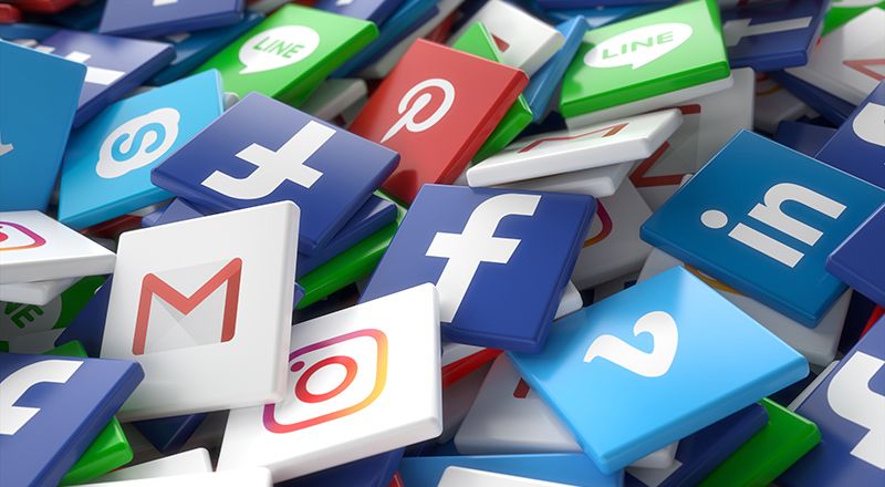 Redes sociales para Luna Media 
